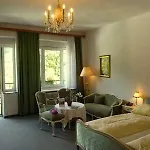 Szálloda Kurhotel&hotel Mozart 3*