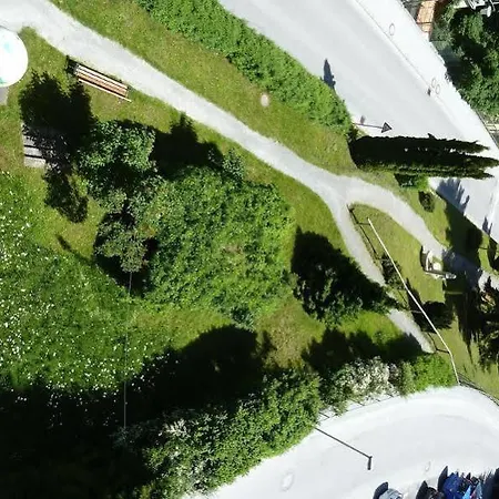 ホテル & Mozart 3*