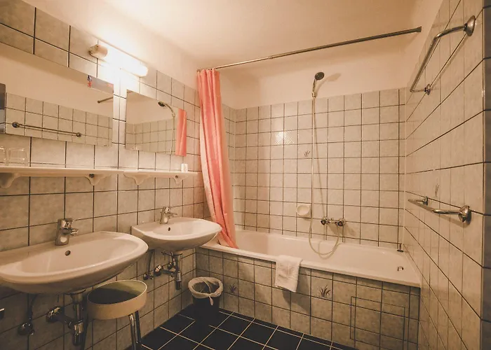 Otel & Mozart 3*