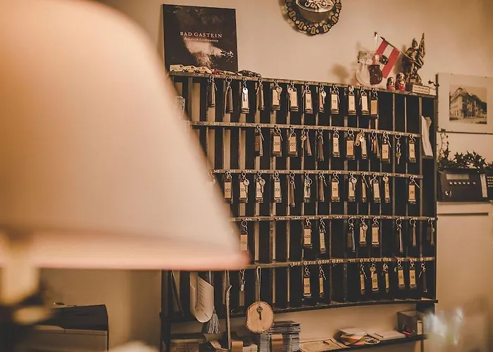 מלון & Mozart באד גסטיין